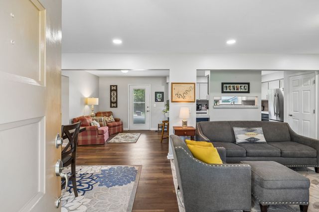 110 Donna Drive, Hendersonville, TN 37075