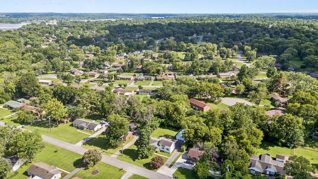 110 Donna Drive, Hendersonville, TN 37075