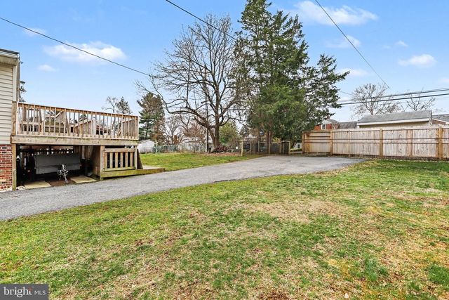 60 CONODOGUINET AVE, Camp Hill, PA 17011