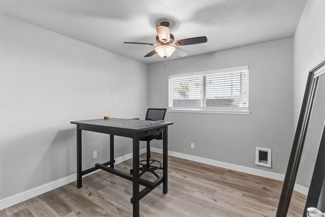 9147 La Riviera Dr, Sacramento, CA 95826