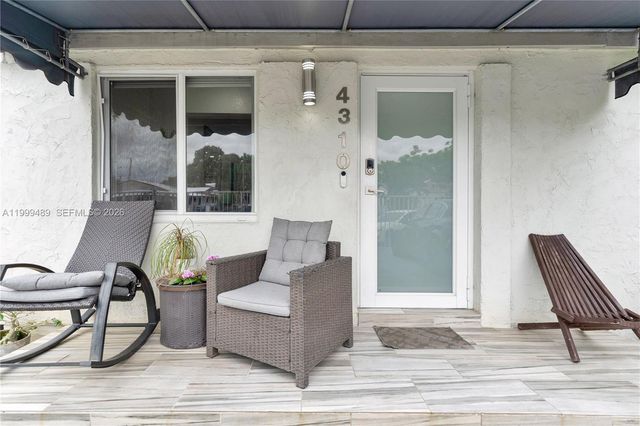 4310 SW 7th St, Miami, FL 33134