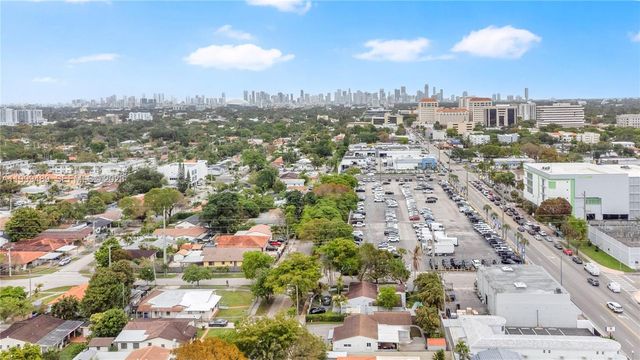 4310 SW 7th St, Miami, FL 33134