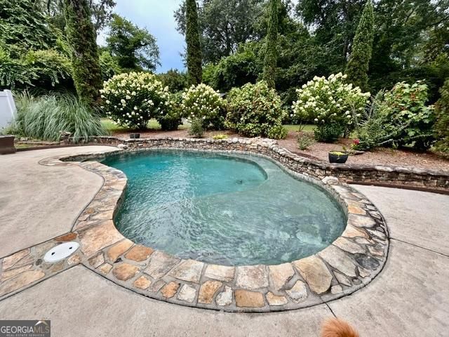 1116 Hilltop Drive, Griffin, GA 30224