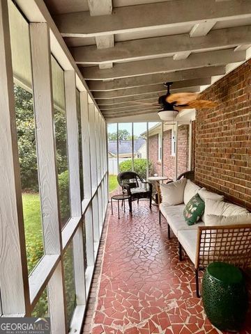 1116 Hilltop Drive, Griffin, GA 30224