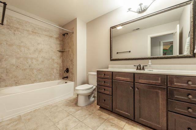 4213 Stone Hall Blvd, Hermitage, TN 37076