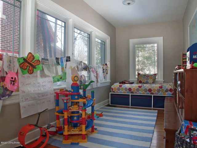 2316 Carolina Ave, Louisville, KY 40205