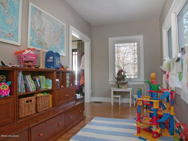 2316 Carolina Ave, Louisville, KY 40205