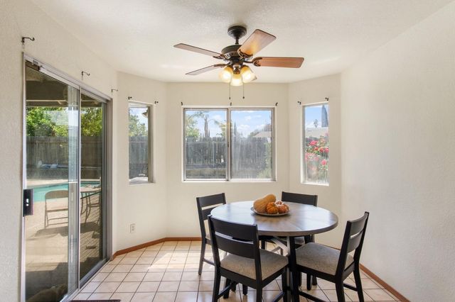 1552 Liverpool Ct, Manteca, CA 95336