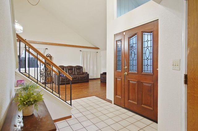 1552 Liverpool Ct, Manteca, CA 95336