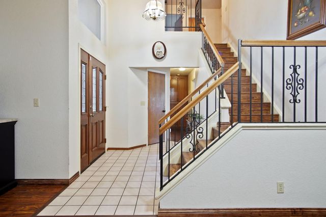 1552 Liverpool Ct, Manteca, CA 95336