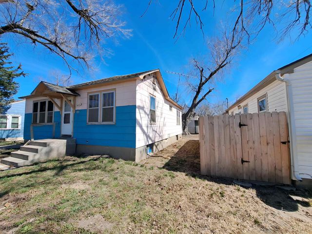 323 S Lucy St, Mcpherson, KS 67460
