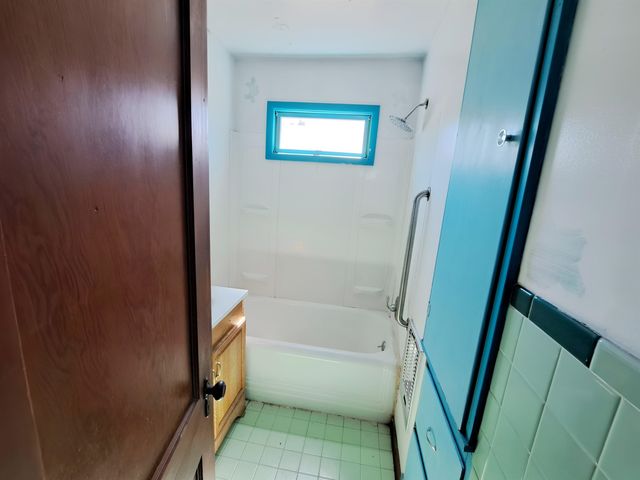 323 S Lucy St, Mcpherson, KS 67460