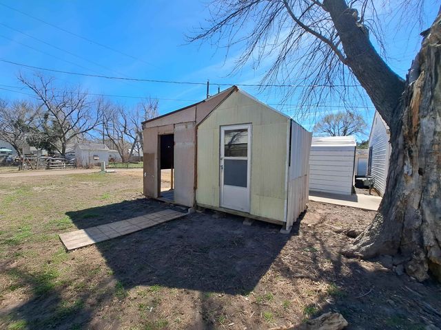 323 S Lucy St, Mcpherson, KS 67460