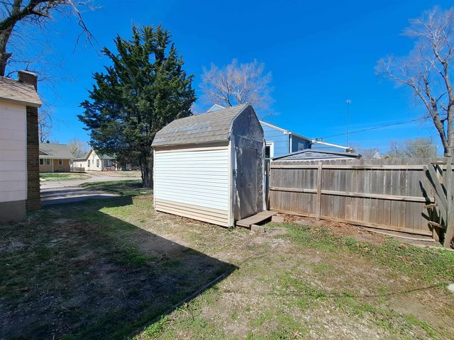323 S Lucy St, Mcpherson, KS 67460
