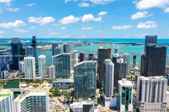 88 SW 7th Street 904, Miami, FL 33130