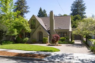 1215 Harriet Street, Palo Alto, CA 94301