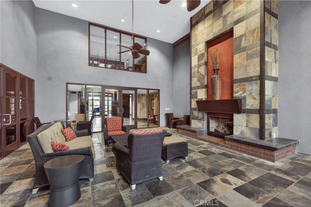 1801 E Katella 1033, Anaheim, CA 92805