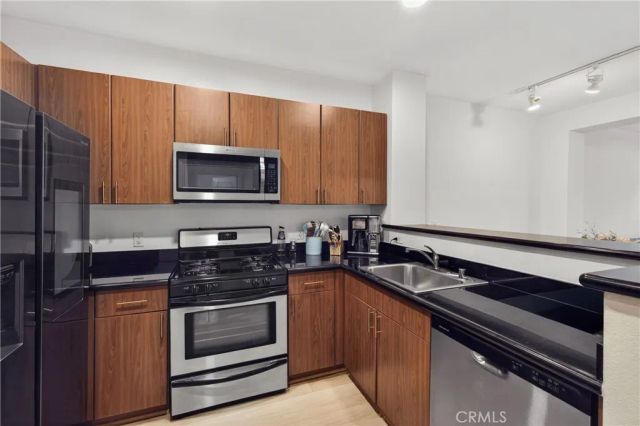 1801 E Katella 1033, Anaheim, CA 92805