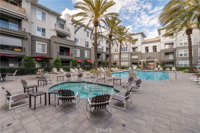 1801 E Katella 1033, Anaheim, CA 92805