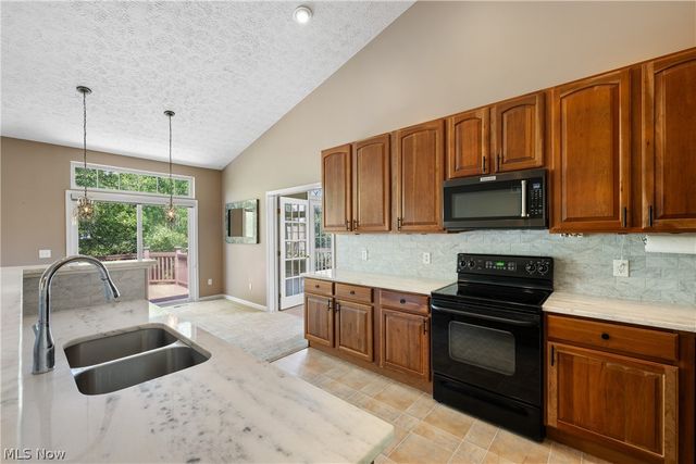 3483 Scotswood Circle, Richfield, OH 44286