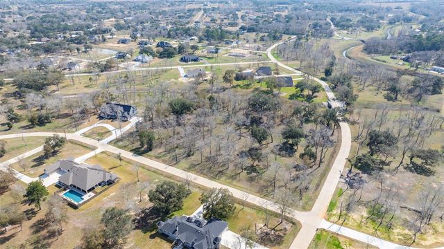 4707 Shadow Pond Lane, Alvin, TX 77511