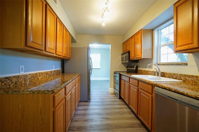 317 W HANLON STREET, Tampa, FL 33604