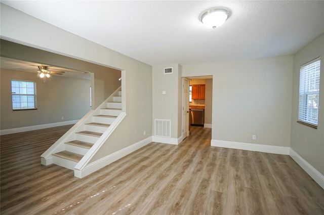 317 W HANLON STREET, Tampa, FL 33604