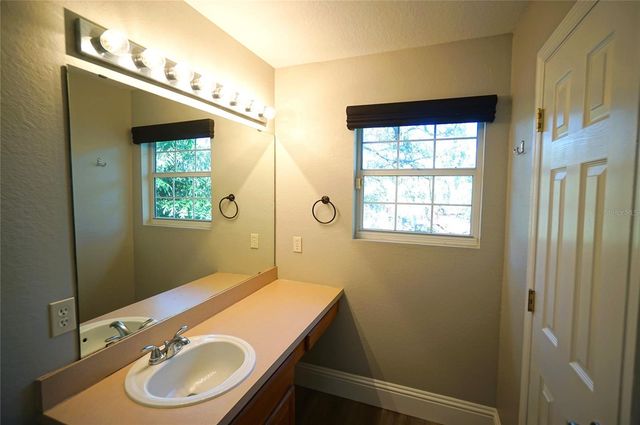 317 W HANLON STREET, Tampa, FL 33604