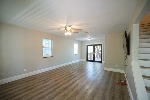 317 W HANLON STREET, Tampa, FL 33604