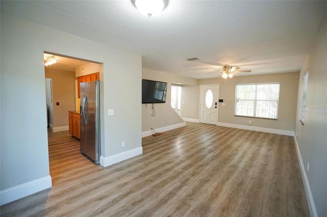 317 W HANLON STREET, Tampa, FL 33604