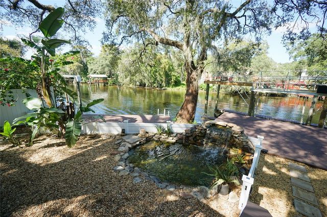 317 W HANLON STREET, Tampa, FL 33604