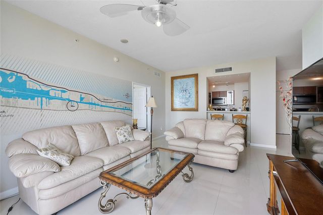 625 Casa Loma Boulevard 1608, Boynton Beach, FL 33435