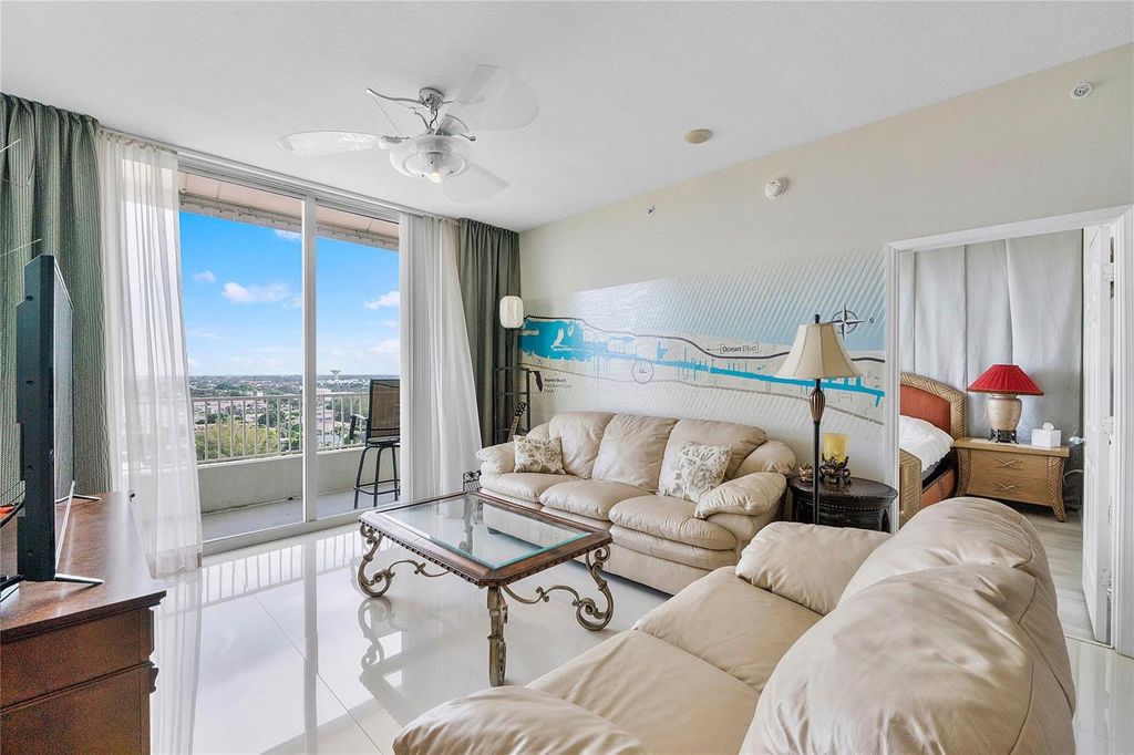 625 Casa Loma Boulevard 1608, Boynton Beach, FL 33435