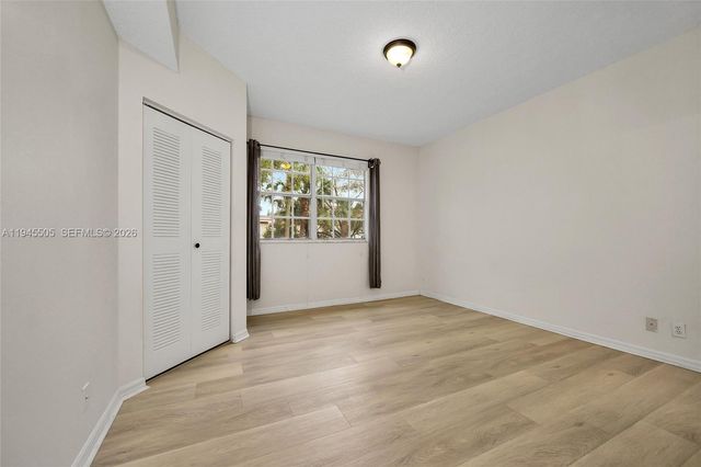 1210 Sorrento Dr, Weston, FL 33326