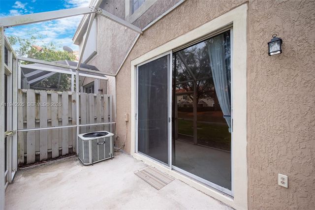 1210 Sorrento Dr, Weston, FL 33326