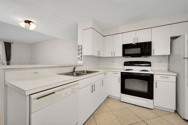 1210 Sorrento Dr, Weston, FL 33326