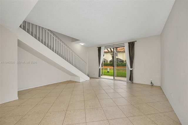 1210 Sorrento Dr, Weston, FL 33326