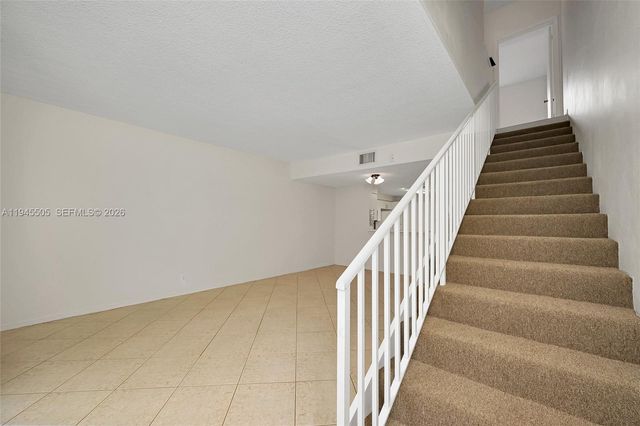 1210 Sorrento Dr, Weston, FL 33326