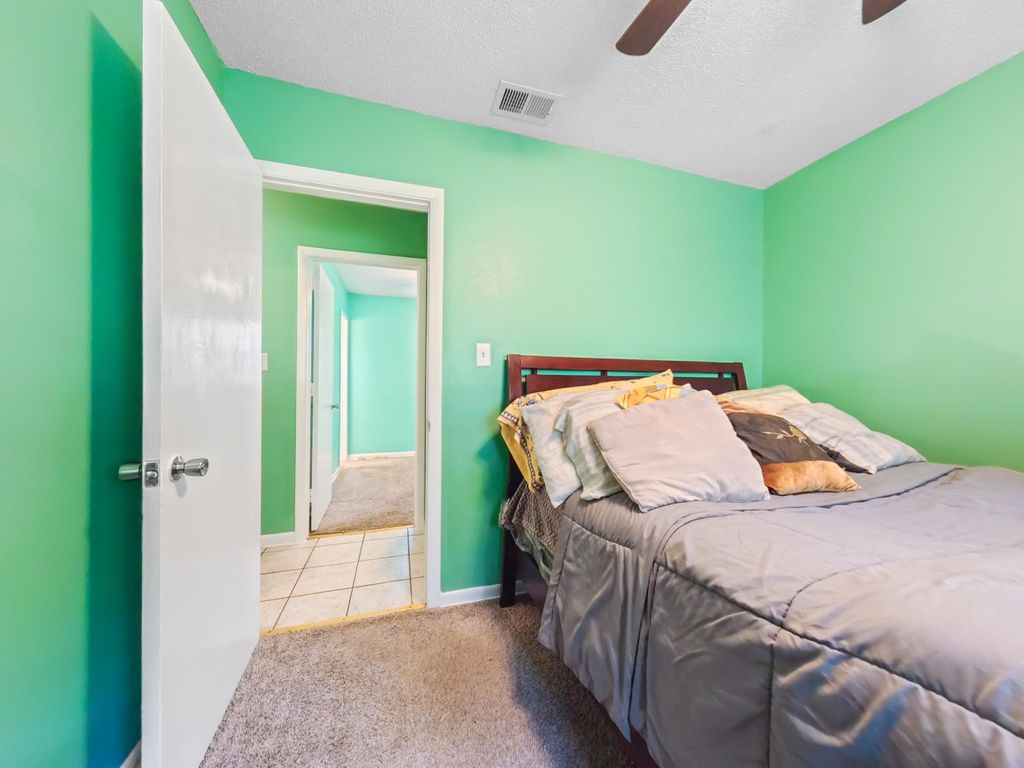 Image 21 of property listing at 906 Millard Street, Tallahassee, FL 32301