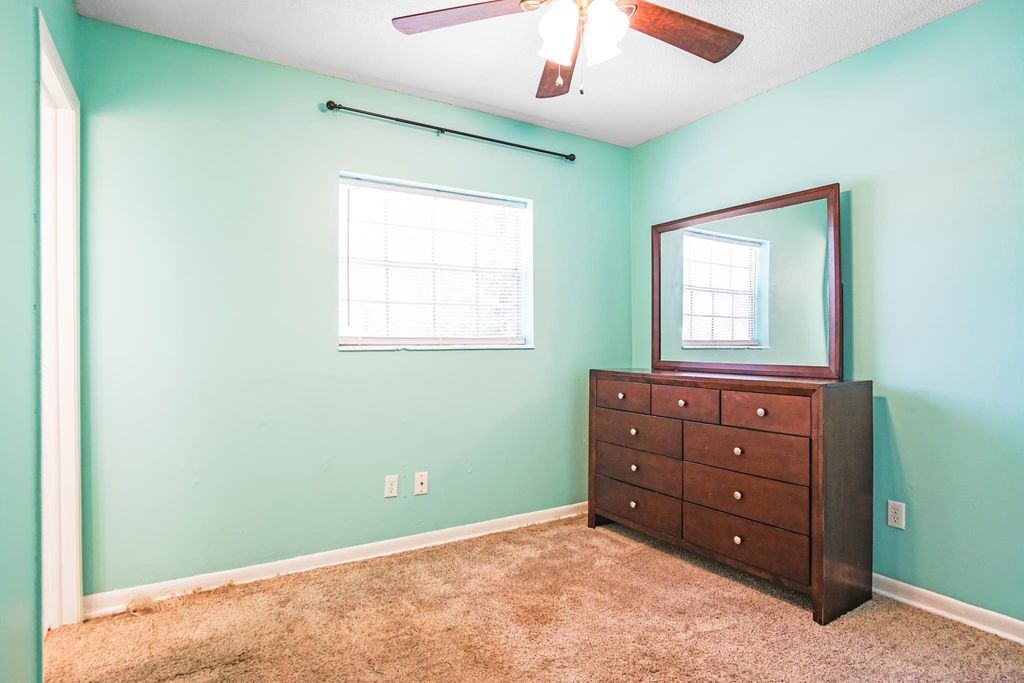 Image 23 of property listing at 906 Millard Street, Tallahassee, FL 32301