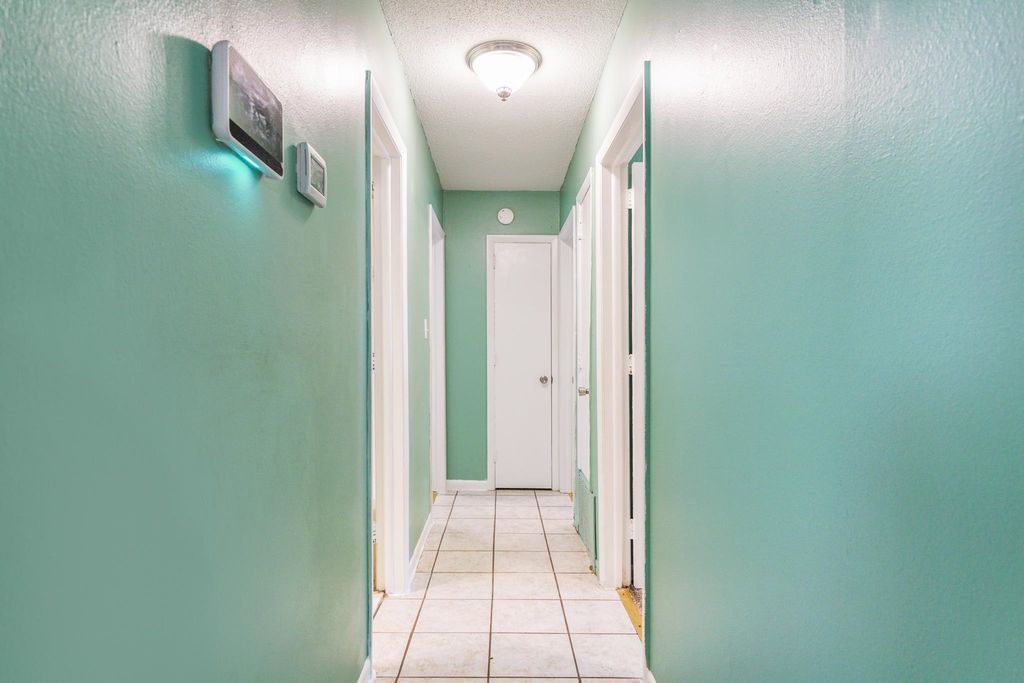 Image 26 of property listing at 906 Millard Street, Tallahassee, FL 32301