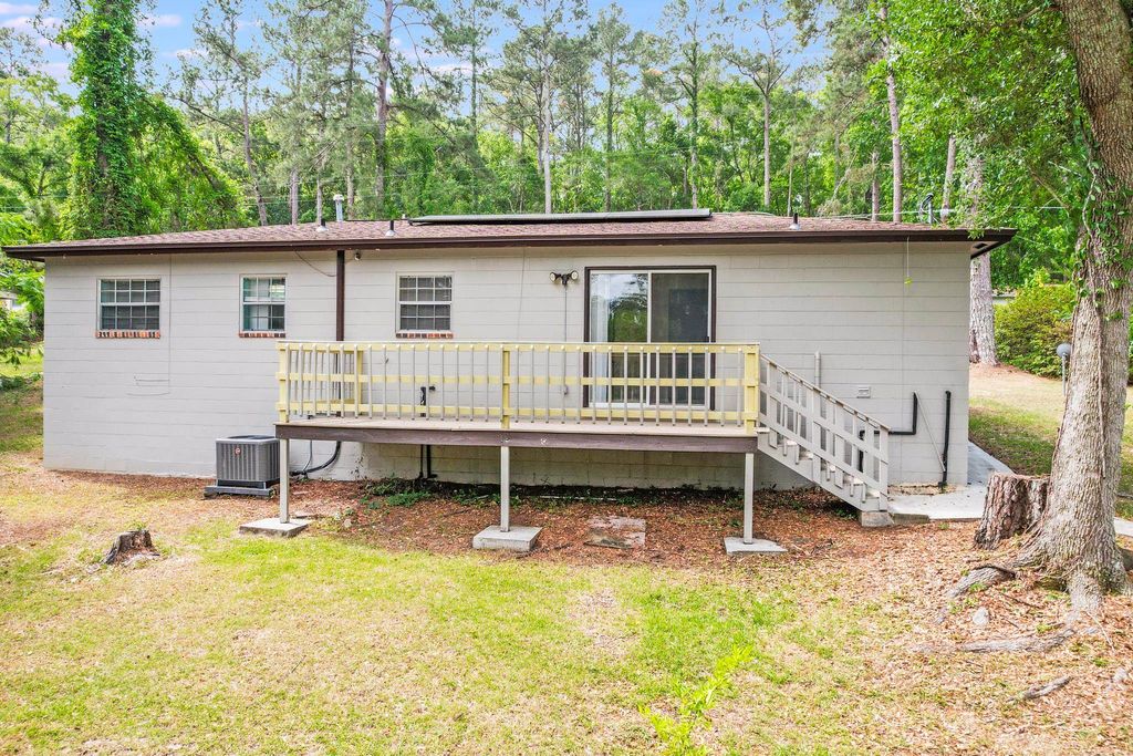 Image 32 of property listing at 906 Millard Street, Tallahassee, FL 32301