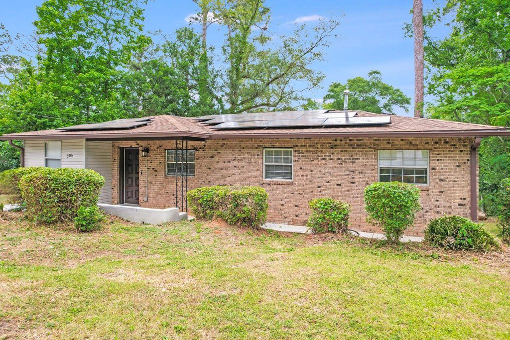 Image 34 of property listing at 906 Millard Street, Tallahassee, FL 32301