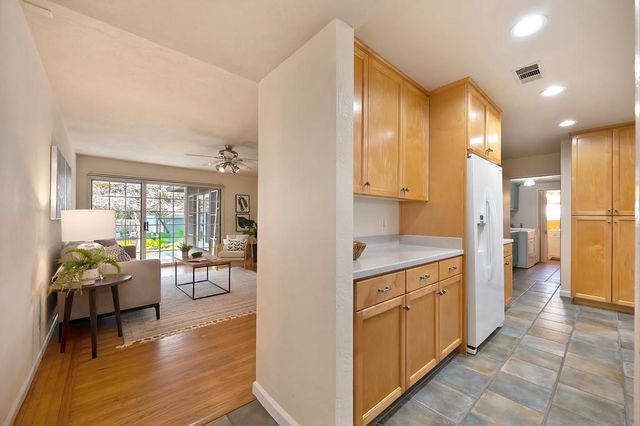 4033 Cayente Way, Sacramento, CA 95864