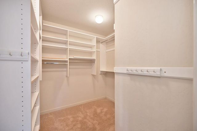 4033 Cayente Way, Sacramento, CA 95864