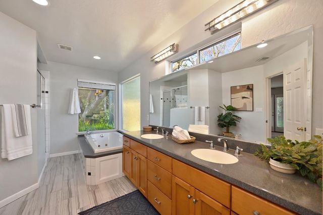 4033 Cayente Way, Sacramento, CA 95864