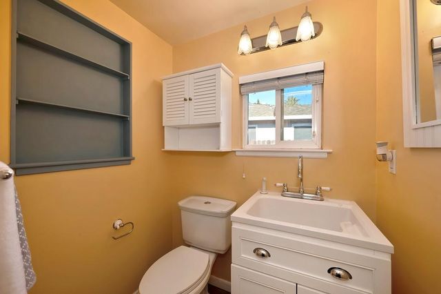 4033 Cayente Way, Sacramento, CA 95864