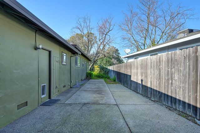 4033 Cayente Way, Sacramento, CA 95864