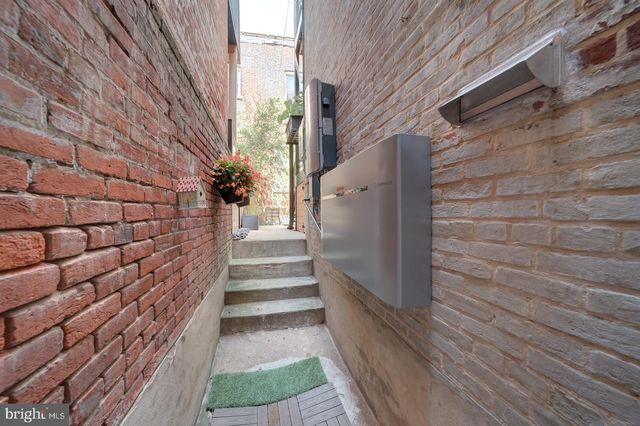 1842 NORTH CAPITOL ST NW, Washington, DC 20002