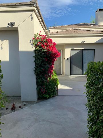 54326 Oak Tree A122, La Quinta, CA 92253